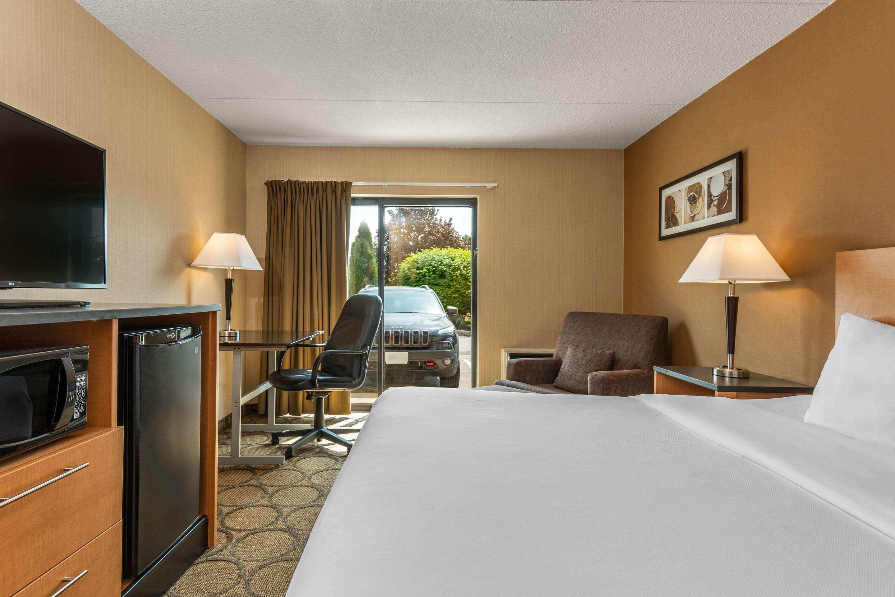 Comfort Inn Timmins Exterior photo